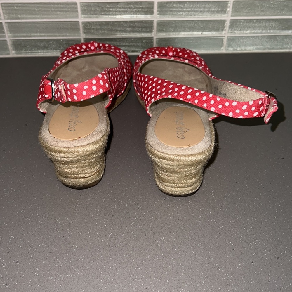 Easy Street Sandals - Picture 3 of 3